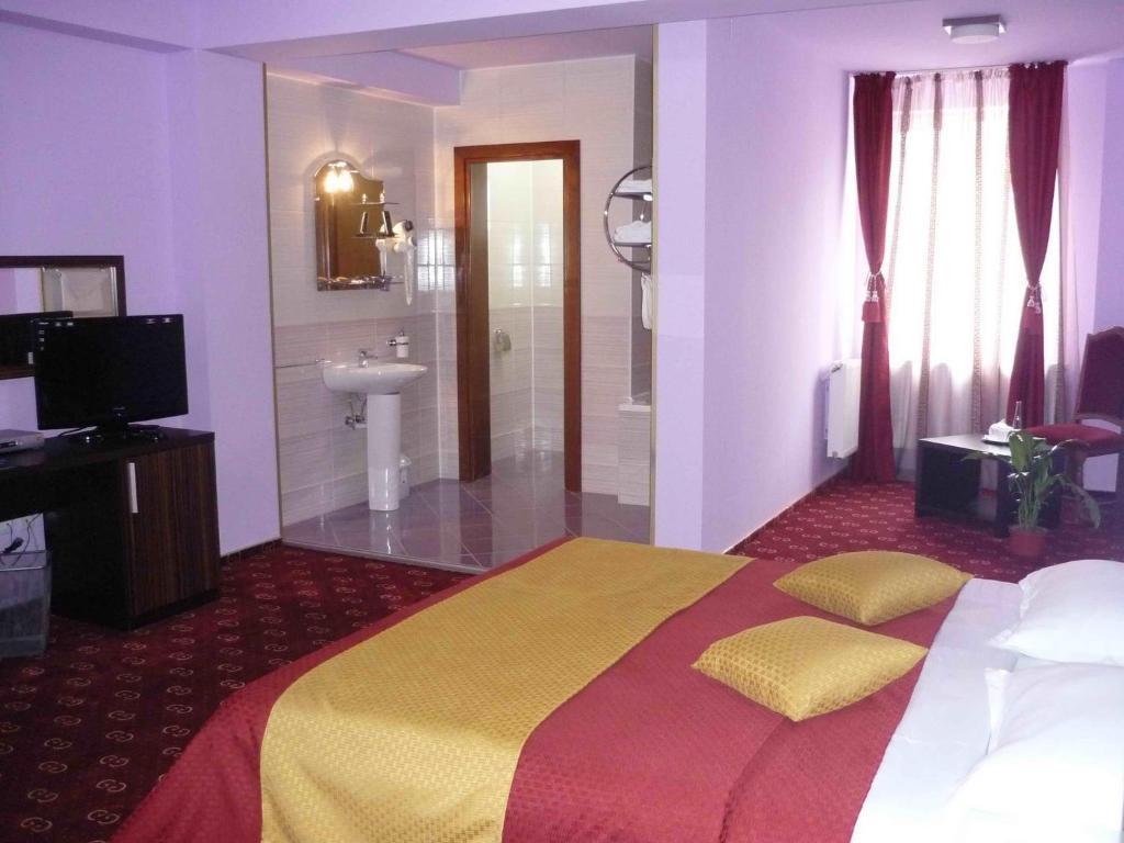 Hotel Gclub Breaza  Zimmer foto