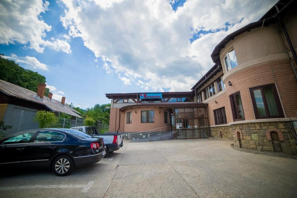 Hotel Gclub Breaza  Exterior foto